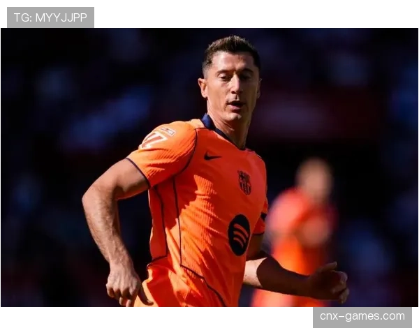 莱万多夫斯基盛赞弗里克引领德国足球复兴，状态回升引发关注